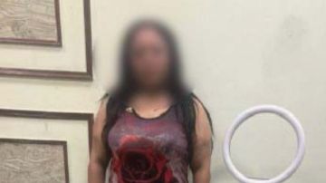 رقص خادش بملابس خليعة.. مواجهة تيك توكر بولاق بفيديوهاتها أمام النيابة رقص خادش بملابس خليعة.. مواجهة تيك توكر بولاق بفيديوهاتها أمام النيابة