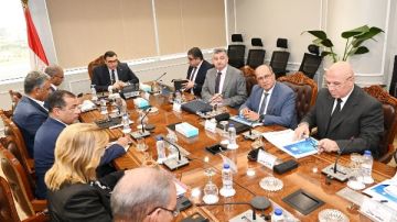 وزير الإسكان يتابع الموقف التنفيذي لمشروعات المرحلة الأولى للمبادرة الرئاسية حياة كريمة 