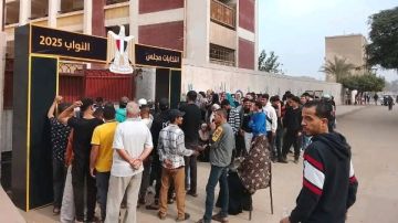 الائتلاف المصري: الإشارات اليدوية والأطفال أدوات الدعاية في المرحلة الثانية