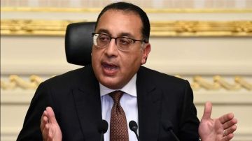 التزام مصر بمبدأ الصين الواحدة .. مدبولي يثمن قرارات زيادة الاستثمارات الصينية في المنطقة الاقتصادية لقناة السويس التزام مصر بمبدأ الصين الواحدة .. مدبولي يثمن قرارات زيادة الاستثمارات الصينية في المنطقة الاقتصادية لقناة السويس