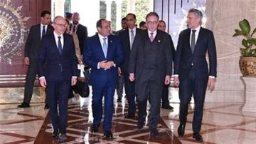 الرئيس السيسي: مصر تستضيف 9.5 مليون أجنبي دون معسكرات للاجئين