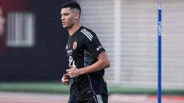 موقف أشرف داري من تدريبات الأهلي