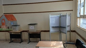 إنتهاء تجهيز مدارس لجان انتخابات مجلس النواب ومنع لصق لافتات الدعاية بأسوارها