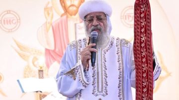 البابا تواضروس يصلي قداس عيد التجليس الـ 13 في كنيسة قانون الإيمان بوادي النطرون صور