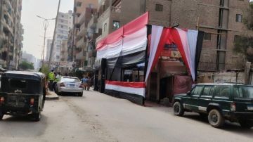 الهدوء يخيم على لجان الهرم في الساعات الأولى من بدء التصويت بانتخابات النواب.. صور الهدوء يخيم على لجان الهرم في الساعات الأولى من بدء التصويت بانتخابات النواب.. صور