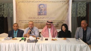 رسالة وفاء وإبداع.. المعلمين تحتفي بـ 10 شعراء وتكرم رائد الدبلوماسية والشعر رسالة وفاء وإبداع.. المعلمين تحتفي بـ 10 شعراء وتكرم رائد الدبلوماسية والشعر