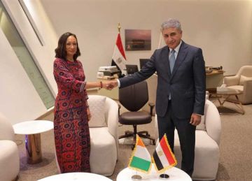 وزير السياحة يؤكد الحرص على تعزيز التعاون مع كوت ديفوار في مختلف المجالات وزير السياحة يؤكد الحرص على تعزيز التعاون مع كوت ديفوار في مختلف المجالات