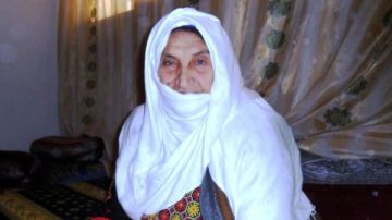 شيخة المجاهدين.. فرحانة سالم تسطر بدمها تاريخ سيناء من قلب الصحراء إلى تكريم العاصمة شيخة المجاهدين.. فرحانة سالم تسطر بدمها تاريخ سيناء من قلب الصحراء إلى تكريم العاصمة