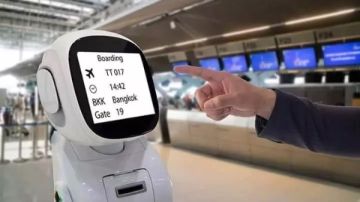 من الحجز إلى الإقلاع.. المسافرون يختارون الهوية الرقمية بدل جواز السفر التقليدي