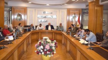 شعبة حراسة المنشآت ونقل الأموال تواصل جهودها لمناقشة مقترحات قانون العمل الجديد شعبة حراسة المنشآت ونقل الأموال تواصل جهودها لمناقشة مقترحات قانون العمل الجديد