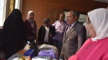 محافظ بورسعيد يشهد فعاليات مبادرة أسرتي قوتي