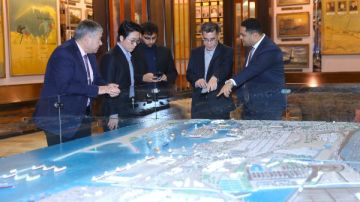 ميناء الإسكندرية يستقبل وفدا سنغافوريا لبحث التعاون في النقل البحري