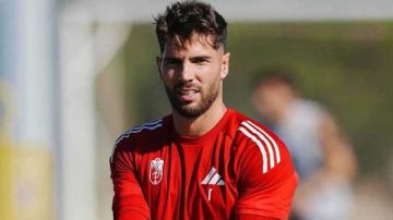 الإصابة تبعد لوكا زيدان عن منتخب الجزائر أمام زيمبابوي والسعودية الإصابة تبعد لوكا زيدان عن منتخب الجزائر أمام زيمبابوي والسعودية