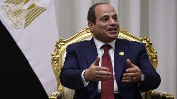 تقرير عبري: السيسي كـحامي سيادة مصر يعيد تعريف السلام مع إسرائيل تقرير عبري: السيسي كـحامي سيادة مصر يعيد تعريف السلام مع إسرائيل