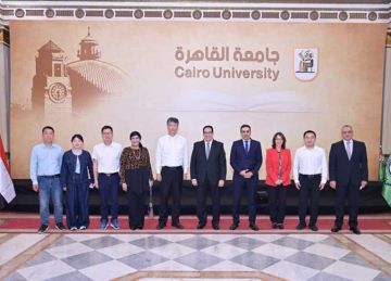  عبدالصادق يستقبل رئيس جامعة نانجينج للتربية الخاصة بالصين