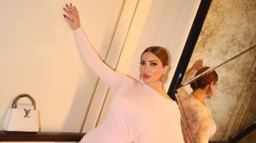 اقتربت من ربع مليون.. إطلالة نسرين طافش تثير الجدل على السوشيال ميديا اقتربت من ربع مليون.. إطلالة نسرين طافش تثير الجدل على السوشيال ميديا