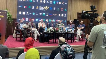 بحضور مازن الغرباوي.. بدء المائدة المستديرة لمكرمي مهرجان شرم الشيخ الدولي للمسرح