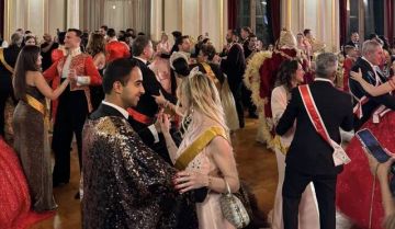 مصر تستضيف للمرة الأولى الحفل الملكي العالمي في قصر عابدين مصر تستضيف للمرة الأولى الحفل الملكي العالمي في قصر عابدين