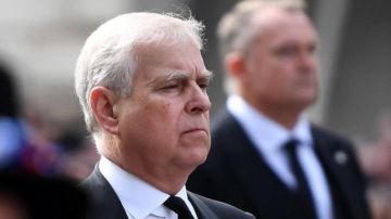 بعد تجريده من لقبه الملكي.. أين سيعيش الأمير أندرو وكيف ستكون حياته؟ بعد تجريده من لقبه الملكي.. أين سيعيش الأمير أندرو وكيف ستكون حياته؟