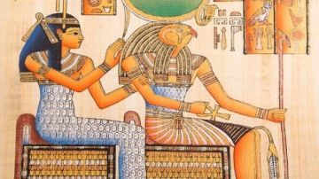 سر جمال كليوباترا.. الملكة التي سحرت العالم يعود بريقها مع افتتاح المتحف الكبير