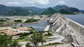 عباس شراقي يحذر من خطر حقيقي يؤثر على السد الإثيوبي عباس شراقي يحذر من خطر حقيقي يؤثر على السد الإثيوبي