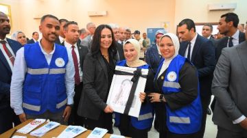 وزيرة التضامن تسلم جامعة الأقصر الأهلية طابعة برايل ولاب توب ناطق وزيرة التضامن تسلم جامعة الأقصر الأهلية طابعة برايل ولاب توب ناطق