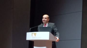 الأمين العام للمجلس الأعلى للآثار يلقي محاضرة عن الآثار المصرية بمتحف قصر هونج كونج الأمين العام للمجلس الأعلى للآثار يلقي محاضرة عن الآثار المصرية بمتحف قصر هونج كونج