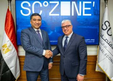 رئيس اقتصادية قناة السويس يستقبل نائب رئيس مجلس الوزراء القرغيزي لبحث فرص التعاون