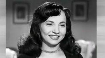 شادية.. محطات في مسيرة أيقونة الفن المصري في ذكرى رحيلها شادية.. محطات في مسيرة أيقونة الفن المصري في ذكرى رحيلها