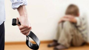 صفت عينه.. ولى أمر تلميذ ابتدائى يتقدم ببلاغ ضد معلمة بنجع حمادى صفت عينه.. ولى أمر تلميذ ابتدائى يتقدم ببلاغ ضد معلمة بنجع حمادى