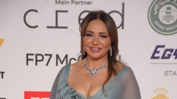 ليلى علوى تخطف الأنظار على السجادة الحمراء .. صور