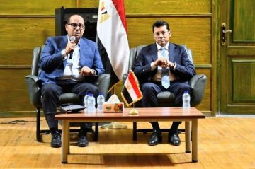 وزير الشباب والرياضة يناقش خطط الدعم المستقبلية لتطوير رياضة المصارعة ودعم اللاعبين استعدادا للبطولات القادمة