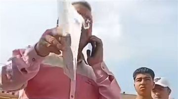 استبعاد مدير مدرسة الزراعة بطنطا سب الطلاب بألفاظ غير لائقة (فيديو) استبعاد مدير مدرسة الزراعة بطنطا سب الطلاب بألفاظ غير لائقة (فيديو)