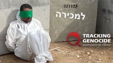 فلسطيني للبيع.. صورة استفزازية تكشف وحشية جنود الاحتلال في غزة فلسطيني للبيع.. صورة استفزازية تكشف وحشية جنود الاحتلال في غزة