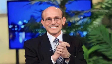 رغم مرضه.. الفنان المصري القدير محمد صبحي ينشر رسالة مؤثرة لزوجته الراحلة في ذكرى زواجهما الـ 52 رغم مرضه.. الفنان المصري القدير محمد صبحي ينشر رسالة مؤثرة لزوجته الراحلة في ذكرى زواجهما الـ 52