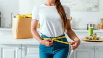 نشرة المرأة والمنوعات عادة واحدة تغير صحتك خلال 7 أيام.. تريند تيك توك لخسارة الوزن