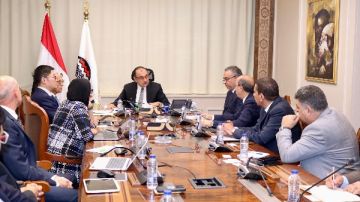 وزير قطاع الأعمال العام يتابع آخر مستجدات مشروع الأمونيا الخضراء بشركة النصر للأسمدة وزير قطاع الأعمال العام يتابع آخر مستجدات مشروع الأمونيا الخضراء بشركة النصر للأسمدة