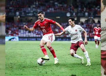  يفتقدون اللعب الجماعي .. نجم الأهلي السابق ينتقد اللاعبين