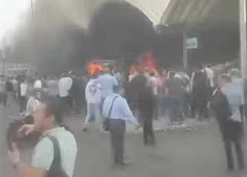 السيطرة على حريق ميكروباص دون أضرار بشرية بالموقف الجديد قي الإسكندرية (صور)