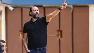 بعد التغلب على الزمالك.. رجال يد سموحة يتأهلون لنهائي سوبر اليد بعد التغلب على الزمالك.. رجال يد سموحة يتأهلون لنهائي سوبر اليد