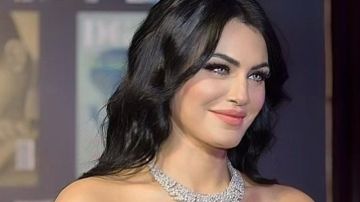 دارين حداد تكشف عن وجه زوجها لأول مرة فى أحدث ظهور.. شاهد