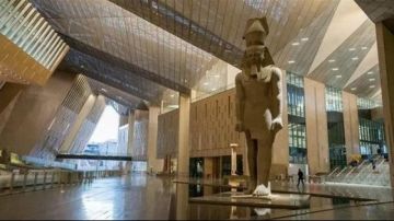 مدير المتحف المصري الكبير: بدء تطبيق الحجز بالمواعيد للمصريين والأجانب دون تفرقة مدير المتحف المصري الكبير: بدء تطبيق الحجز بالمواعيد للمصريين والأجانب دون تفرقة