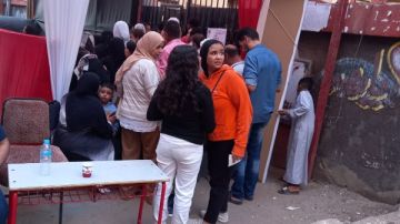 إقبال متوسط من الناخبين على مدرسة 6 أكتوبر الابتدائية ببولاق الدكرور .. فيديو وصور