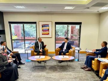 تعاون بين البترول وجامعة كيرتن لتأهيل كوادر التعدين في مصر