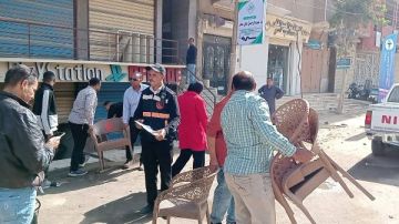 حملات مكثفة لرفع الإشغالات ومتابعة رخص المحال العامة بمراكز المنيا