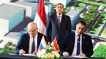 رئيس الوزراء يشهد توقيع أمر شراء الوقود النووي لمحطة الضبعة واتفاقية البرنامج الشامل للتعاون مع روساتوم 