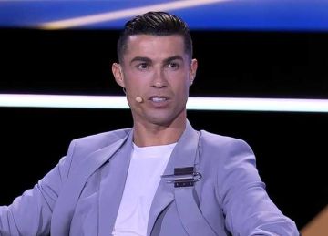كريستيانو رونالدو: أنا وأسرتي سعداء بالتواجد في السعودية.. وكأس العالم 2026 قد يكون الأخير بالنسبة لي