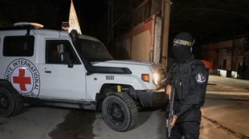 مكتب نتنياهو: إسرائيل تسلمت من الصليب الأحمر جثمان أحد المحتجزين في غزة