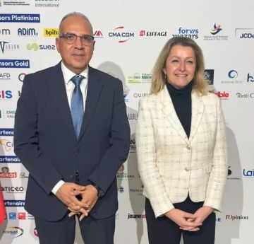 وزير الري يلتقي السفيرة المكلفة بالبيئة بالحكومة الفرنسية على هامش مؤتمر طموح أفريقيا بباريس