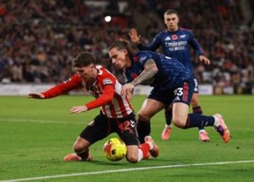 التعادل يحسم نتيجة مباراة سندرلاند ضد آرسنال في الدوري الإنجليزي الممتاز التعادل يحسم نتيجة مباراة سندرلاند ضد آرسنال في الدوري الإنجليزي الممتاز